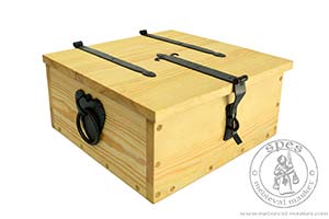  - Medieval Market, wooden box used to store valuable items or used as a gift wrapping