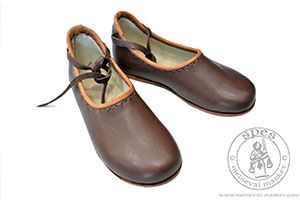 Dziecięce - Medieval Market, a pair of leather shoes made from an elastic and soft cowhide