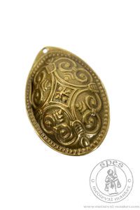 Ozdoby i biżuteria - Medieval Market, Oval brooch richly decorated with floral motifs